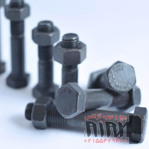 پیچ و مهره خشکه 8.8